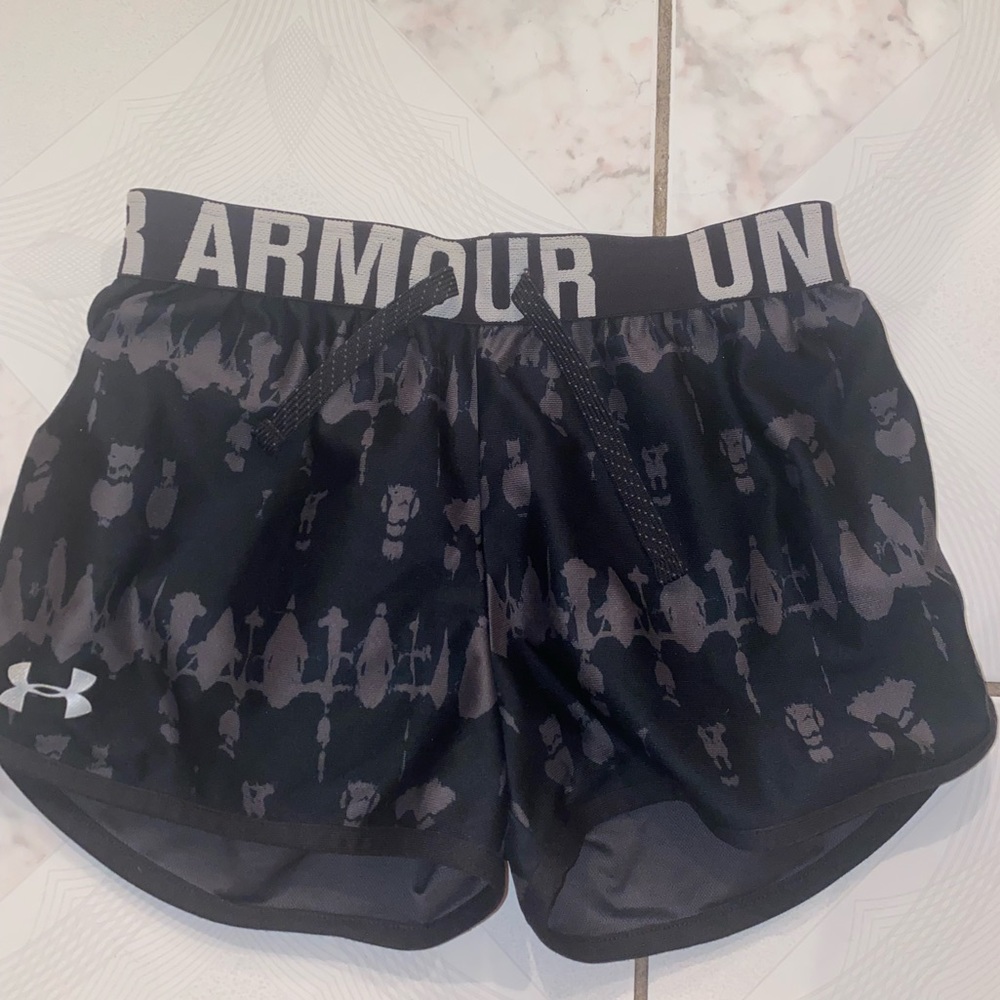 Girls Under Armour Loose Fit Shorts Size Youth Medium